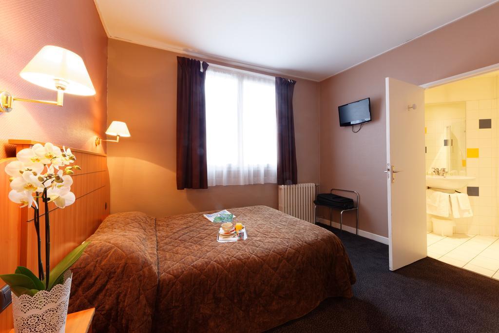 Hotel Astrid Руан Экстерьер фото